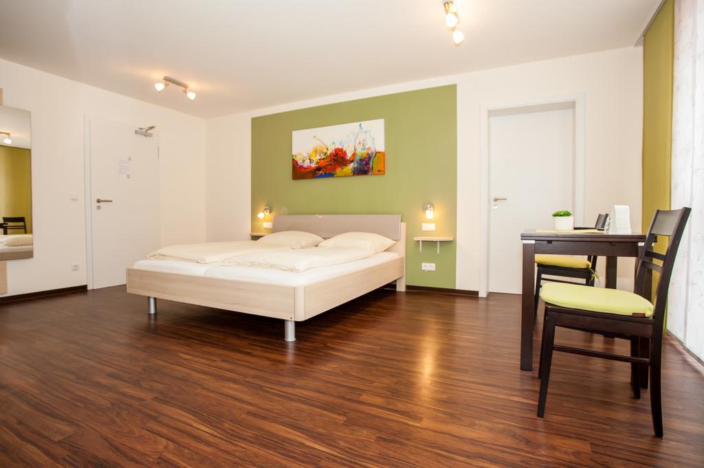 Frühstückshotel Landgasthof Kramer Eichenzell Exterior foto